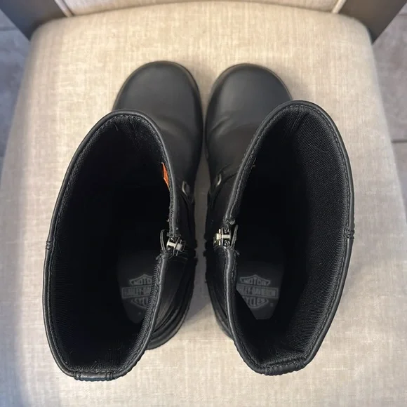 Women’s Harley Davidson Boots - Picture 5 of 8